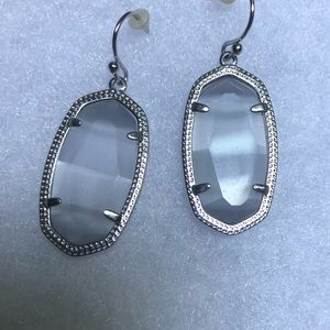 Kendra Scott silver drop earrings